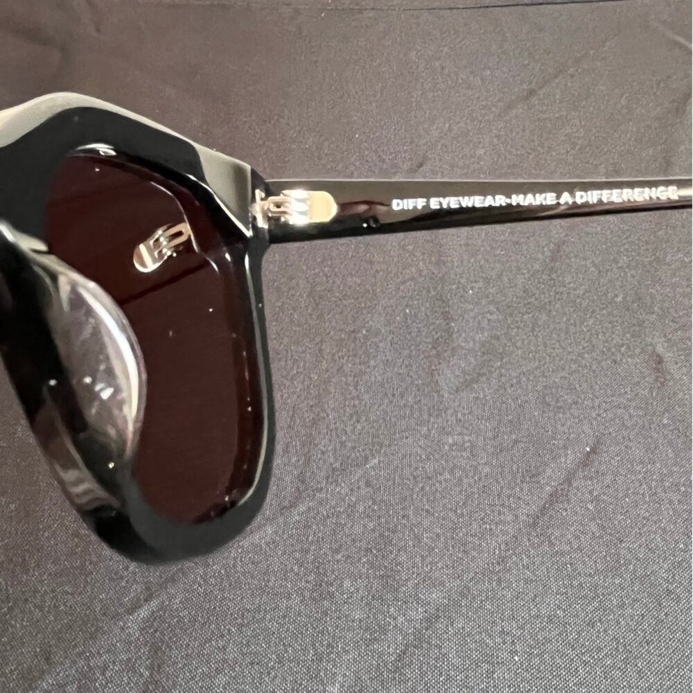 DIFF Eyewear GIA Oversized Square Sunglasses Blac… - image 6